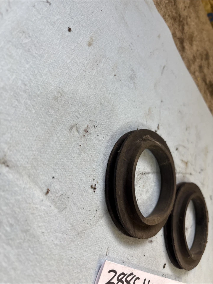 2002 Polaris RMK 800 airbox rubber boots seals 388 - Image 2 of 4