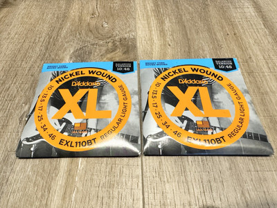 2 Packungen D'Addario EXL110 nickelumwunden Regular Light 10-46 Gitarrensaiten.