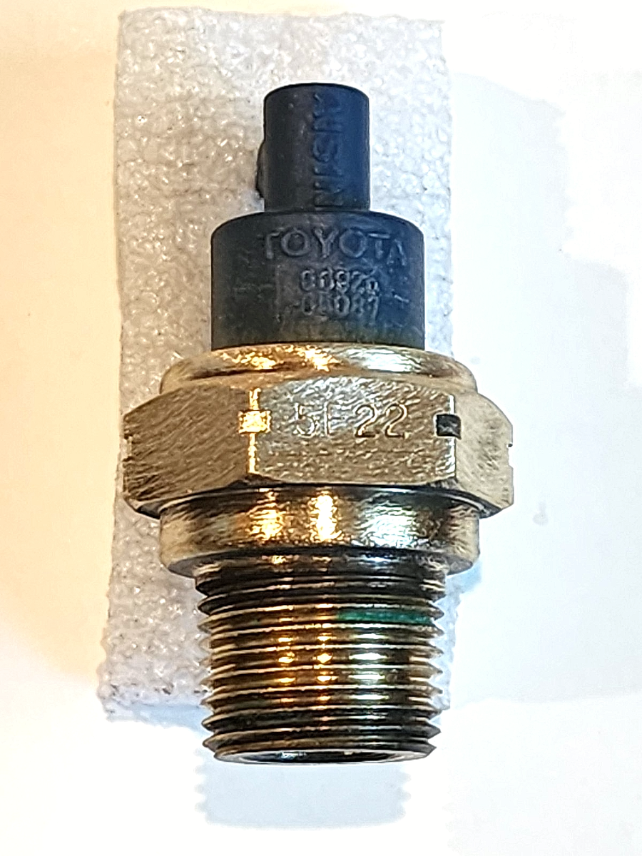OEM TOYOTA TERCEL PASEO PORTED BIMETAL VACUUM SWITCH AISIN 90925