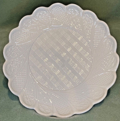 Metropolitan Museum of Art - Large 11'' WHITE Serving Dish