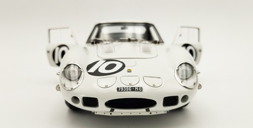 🏁 CMC M-251 Ferrari 250 GTO, Tourist Trophy 1962, Graham Hill, #10 - NEW - Picture 4 of 9