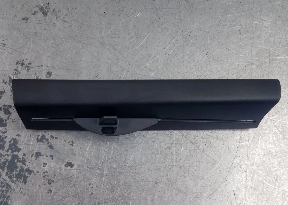 2018 BMW M5 F90 Left Quarter Glass Sun Shade #2469 B2 - Image 2 of 4