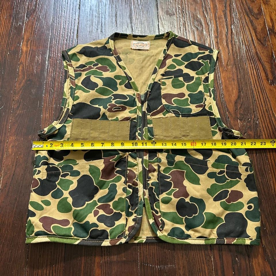 Vintage SafTBak Hunting Vest Men Size M Medium Duck Camo Camouflage Utility USA - Image 4 of 4