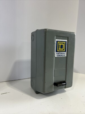 PN# 8536SBG-1, 8536SBG1 - SQUARE D - A C MAGNETIC STARTER (NEMA 1 ENCLOSURE) NOS