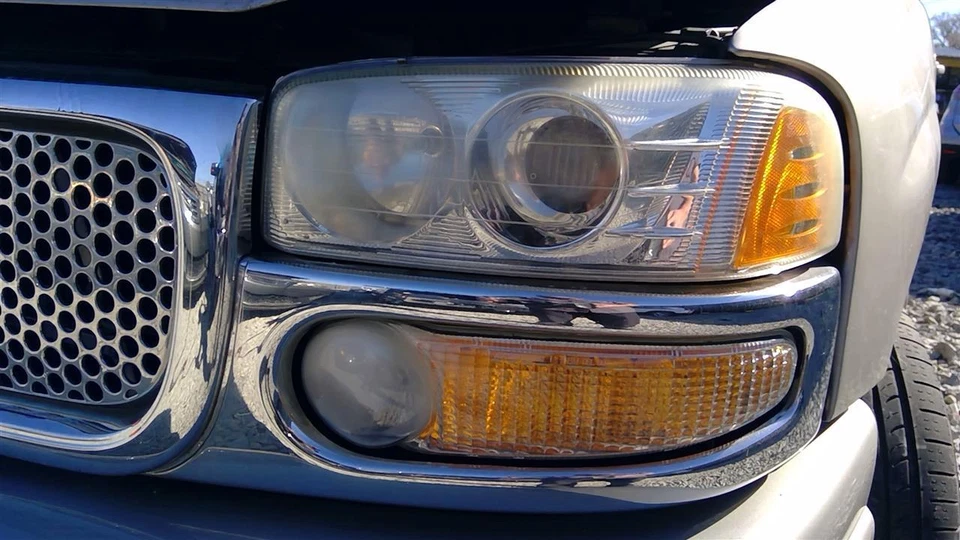 Used Rack and Pinion Assembly fits: 2004 Gmc Yukon Power Steering 4x2 Grade C Foto 2 de 4