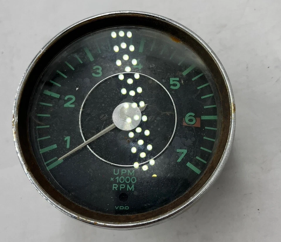 Porsche 912 VDO Green face Tachometer date stamped 902-741-302-01 GERMAN 1965 - Image 2 of 4