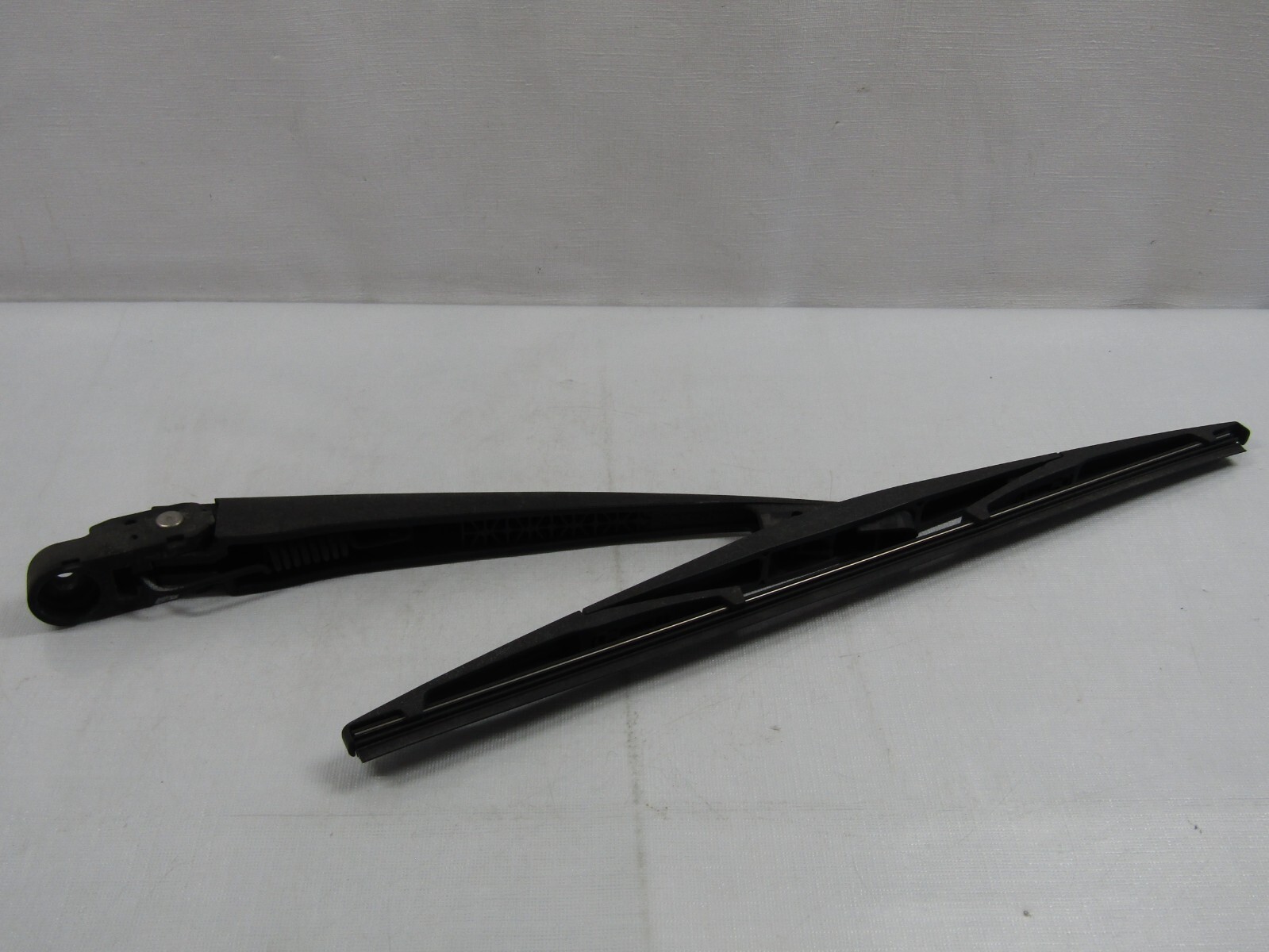 2006 2007 Subaru B9 Tribeca Rear Windshield Wiper Arm w/Blade OEM eBay