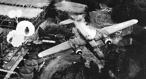 ✰ REVELL 1/48 B-25J Mitchell Medium Bomber “Jaunty Jo” (See text) - Picture 1 of 10