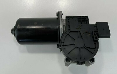 2006-2009 MAZDA 3 FRONT WINDSHIELD WIPER MOTOR OEM, 620-50126