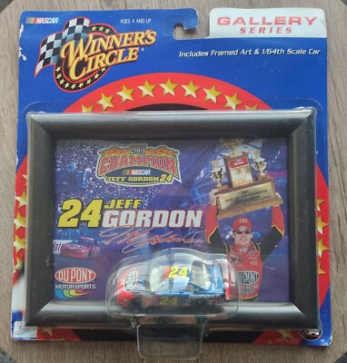 Winners Circle Gallery Series 2001 Champion Nascar Jeff Gordon 24 Dupont