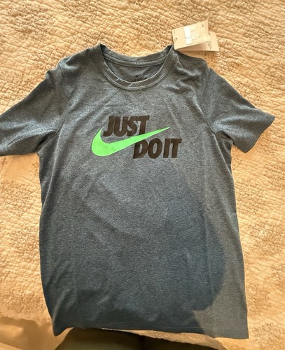NWT NIKE Blue T-shirt Boys Size M “Just do It”