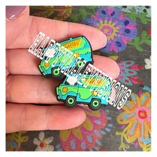 2 Piece MYSTERY MACHINE Scooby Theme Silicone Focal Beads DIY Jewelry Pens NEW