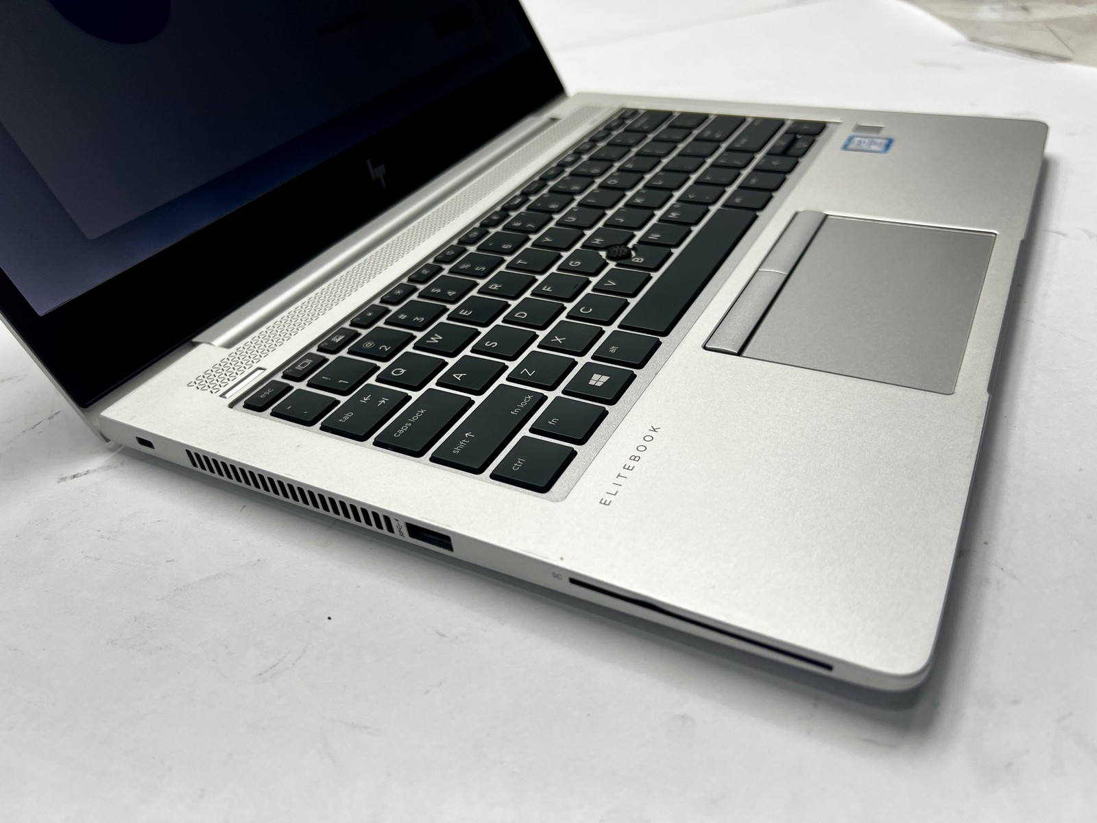 HP EliteBook 830 G5, 13-Inch Laptop, with Intel Core i5-8350U, Windows 11 Pro