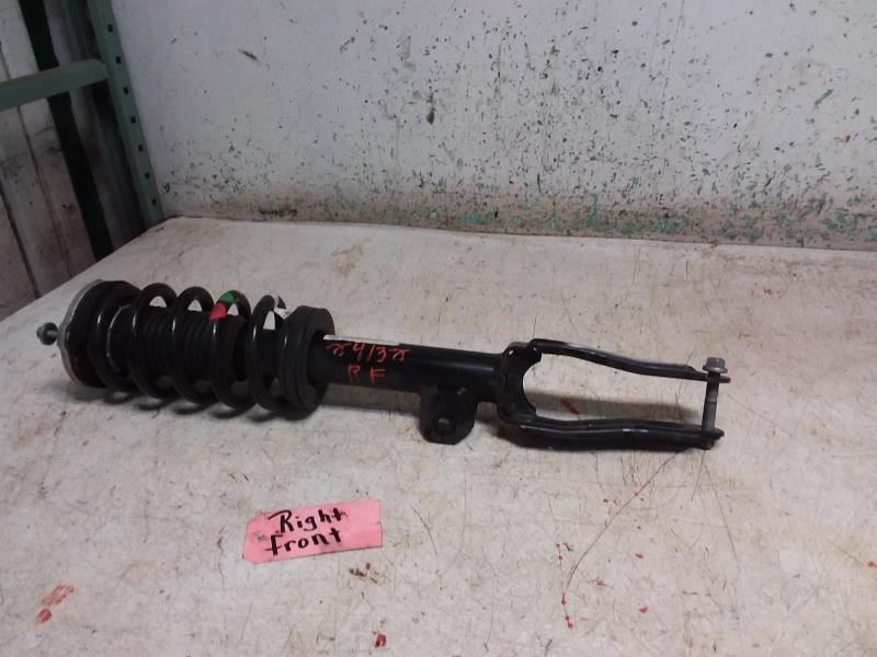 Maserati Grecale 2023 Front Right Coil spring P/N 670293703