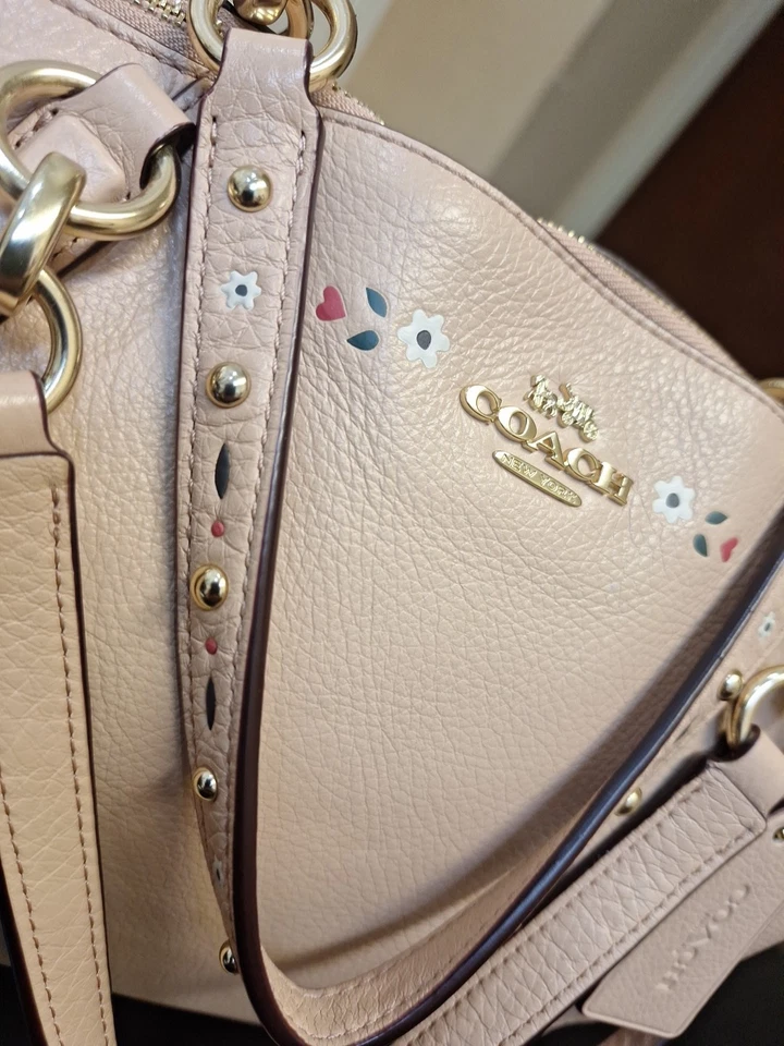 Bolso Bandolera Coach Pequeño Kelsey Floral Desnudo Rosa Guijarro Cuero F24599 Foto 3 de 4