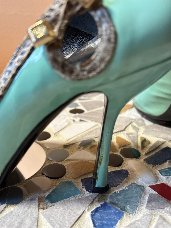 Zapatos de tacón alto Gianni Versace vintage para mujer talla 37 hechos en Italia cabeza de Medusa Foto 4 de 4