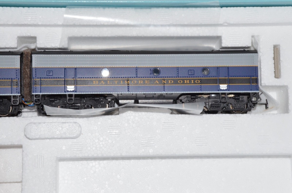 Marklin 37618 USA B&O F7 ABB Diesel loco set w tinplate Marklin 37618 USA B&O F7 ABB Diesel loco set w tinplate