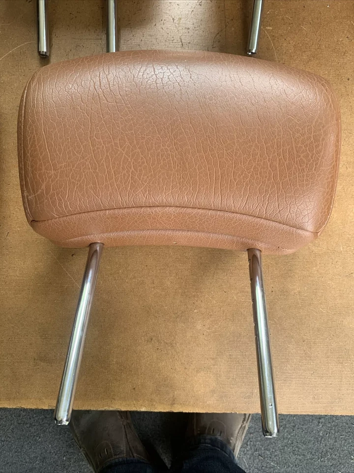 2003-2005 Infiniti FX35 FX45 Headrest Set of 5 Brick Color OEM - Image 4 of 4