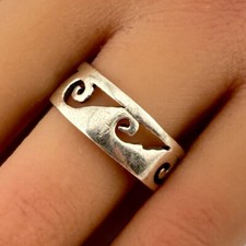 Vintage 925 Sterling Silver Modernist Wave Pattern Rimed Ring Size 8.75 4.1g 