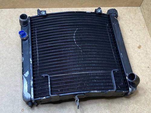 KTM 950 R SM radiator 63035110000 - Picture 2 of 9