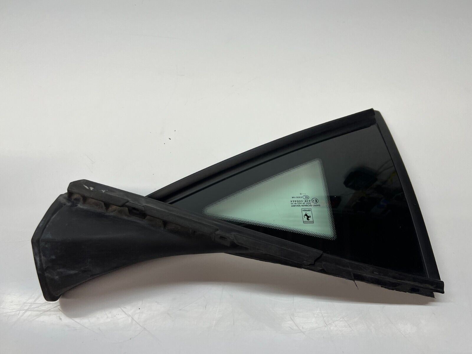 FERRARI 458 ITALIA REAR LEFT DRIVER LH SIDE QUARTER GLASS WINDOW OEM 82746900