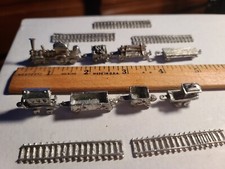 13 pc. MINIATURE LEAD TRAIN set Great for crafts on geodes, petrified rocks OK 