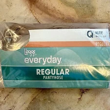 NEW! Vintage Y2K Leggs Everyday Regular Pantyhose Nude Sheer Toe 2004 Size Q