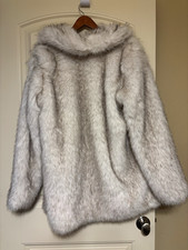 Women s Gray Faux Fur Hooded Lined Mid-Length Basic Jacket Long Sleeve L/XL