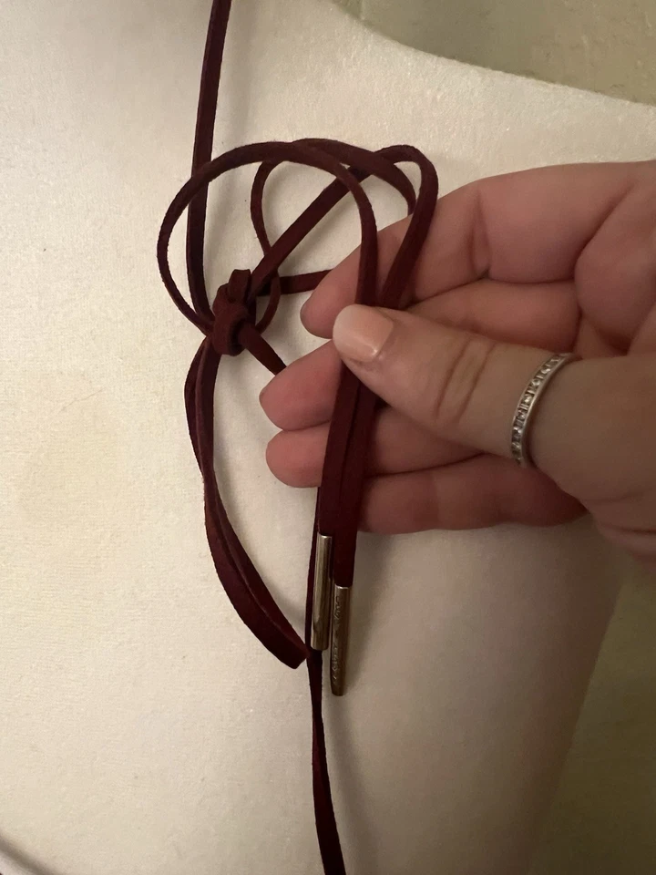 Jen Atkin x Chloe + Isabel Women's Jewel Suede Headwrap Choker Necklace Burgandy - Image 3 of 4