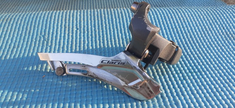 SHIMANO CLARIS FD-2400 FRONT MECH 31.8 2X8  BAND ON FOR ROAD BIKES CLEAN