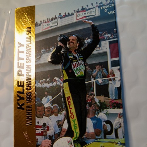 * 1994 Action Packed #42 Kyle Petty Mello Yellow card #37 - Picture 4 of 7