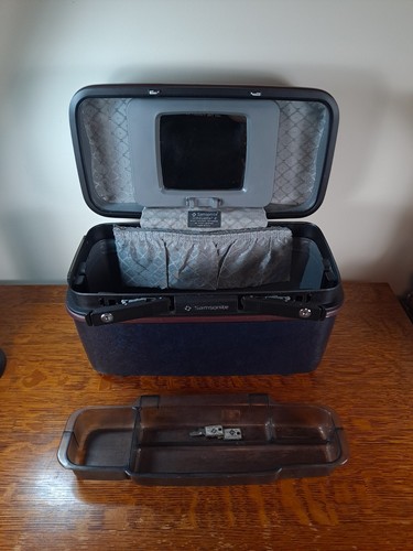 Samsonite Makeup Train Case Tray, Mirror & Keys - Picture 3 of 9