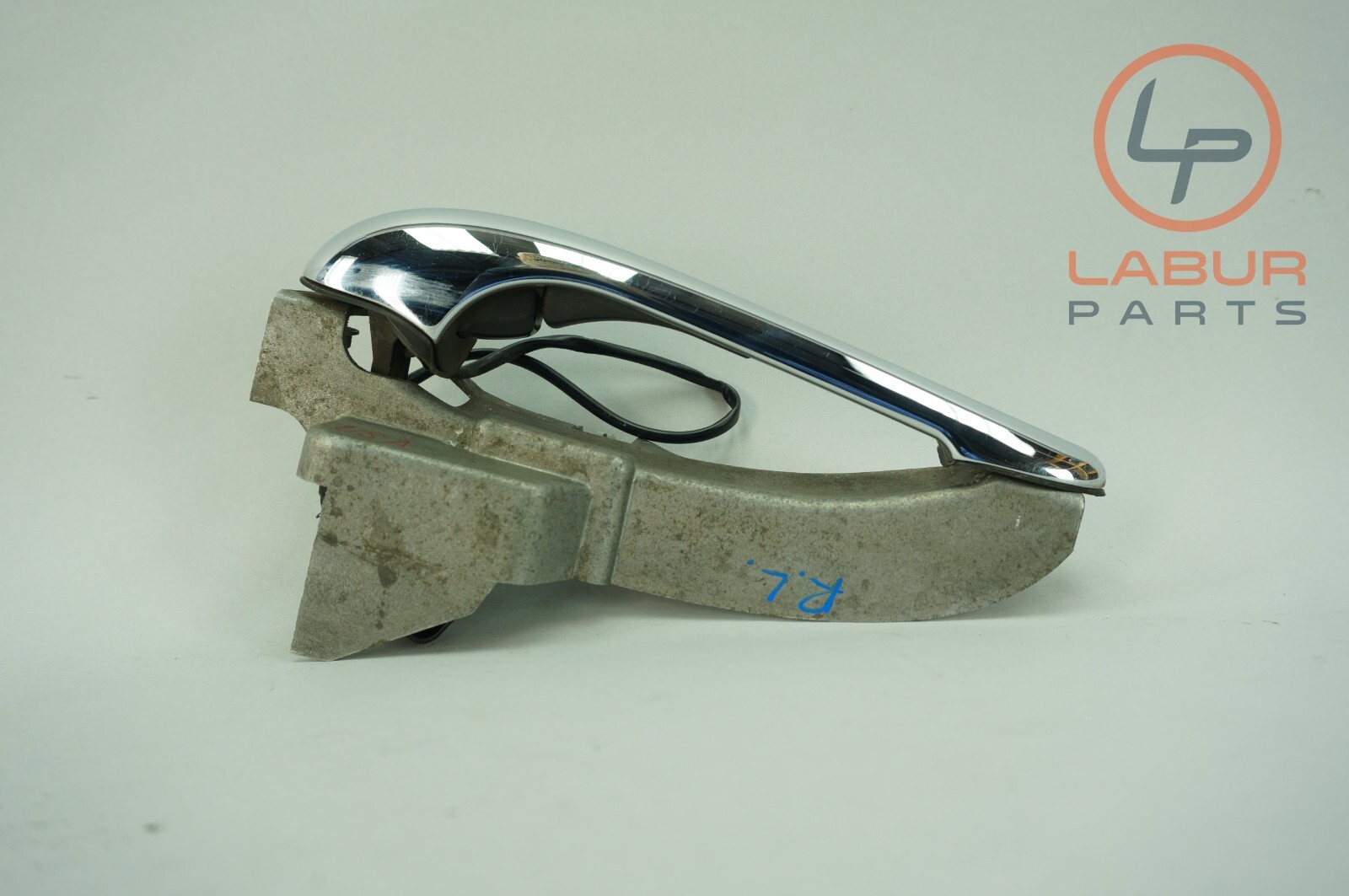 M139 03-13 Maserati Quattroporte Rear Left Driver Side Exterior Door Handle 1225