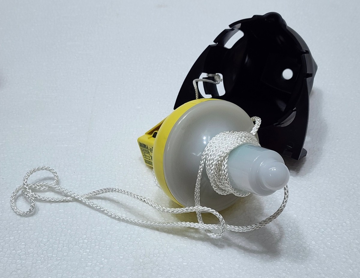 エルソルランプ Light Lens Lab E39 Push-on Lens Hood