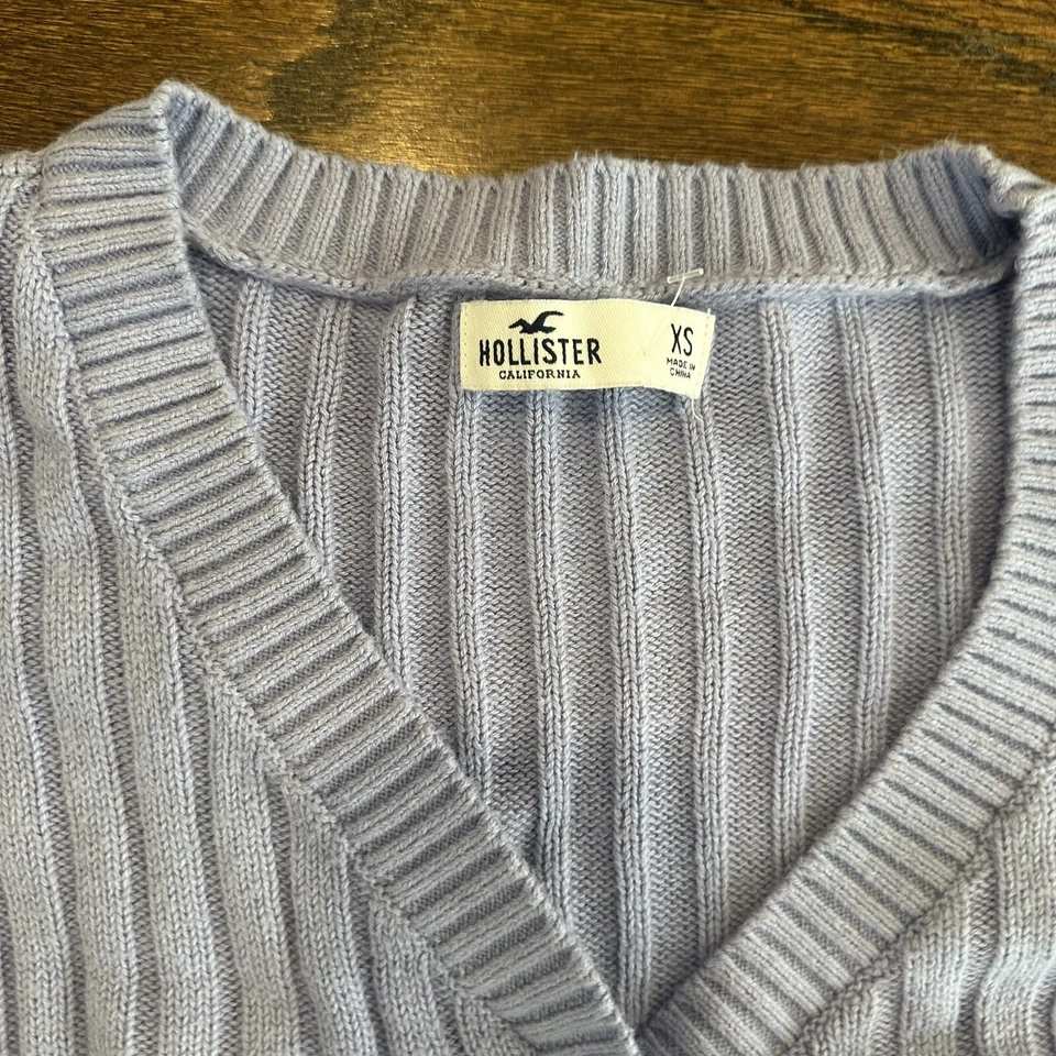 HOLLISTER Button Down Long Sleeve Cardigan Cropped Sweater Violet X Small T0464 - Image 4 of 4