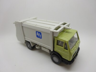 Wiking:  MB Müllwagen ''BFI'' (Schub87)