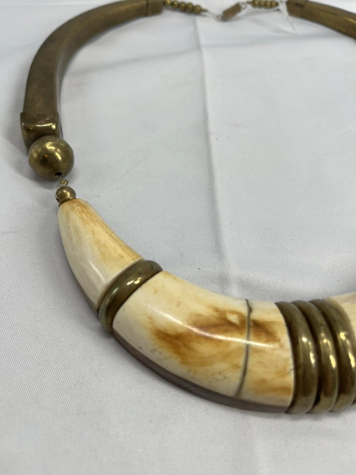 Gargantilla collar hueso real vintage joyería parte posterior madera Foto 2 de 4