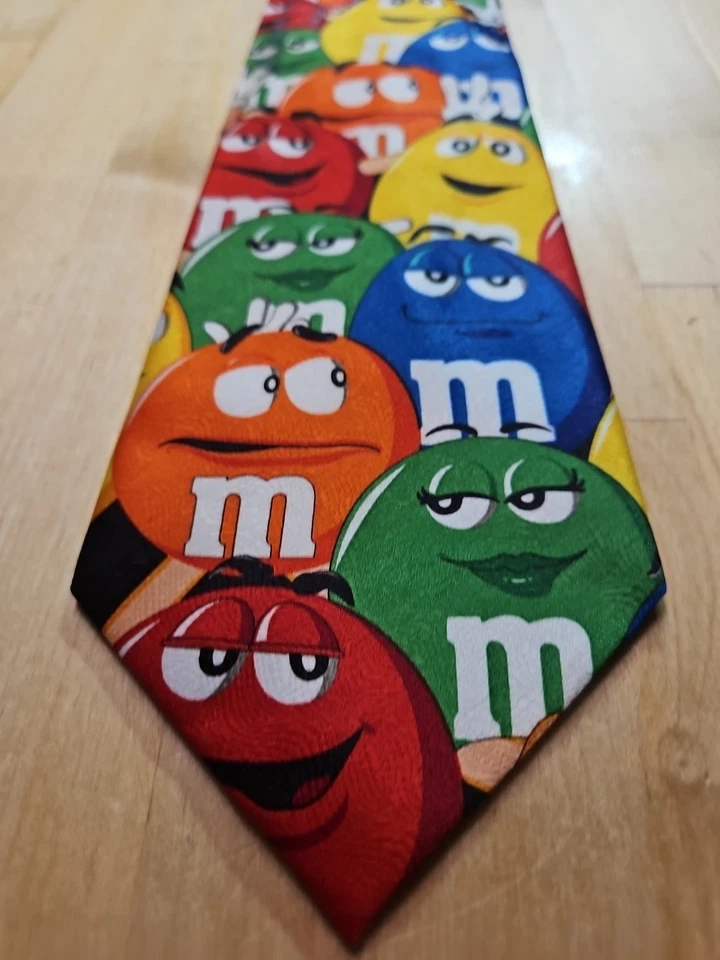 Corbata de hombre con estampado grande de personajes de M&M Mars Candy corbata novedad Foto 2 de 4