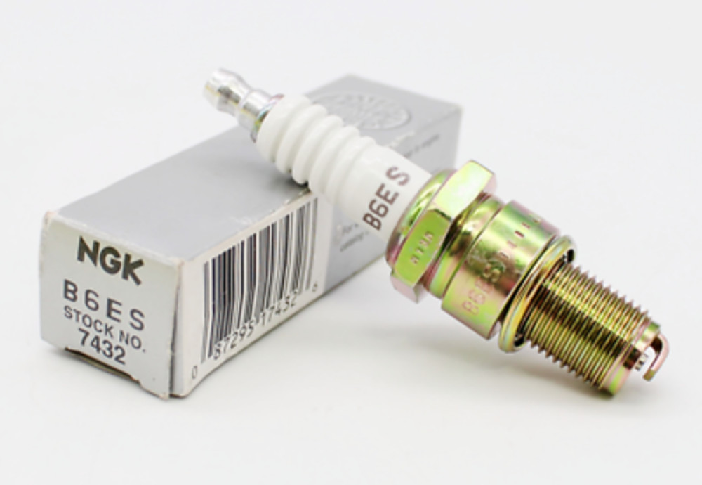 NGK NEW STANDARD SPARK PLUG B6ES 7432 QTY-2 Vintage Motorcycle ATV 1960-2000