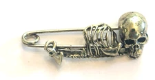Skeleton Skull Pin Badge Bones Pinback Gothic Brooch Safety Pin Dead Reaper