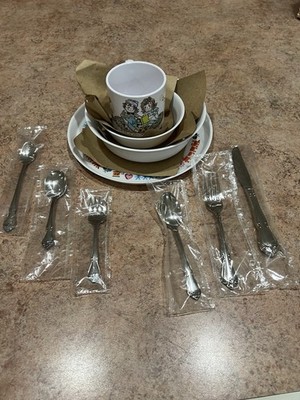 Vintage Oneida Raggedy Ann & Andy 10 piece Progress Set No. 5875 (New-No Box)