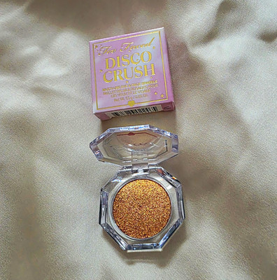 Too Faced Disco Crush Highlighter Kompaktpuder Gold Glitzer 1,8 g