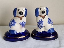 Pair Staffordshire Ware Kent Spaniel Wally Dogs Floral Blue White Figurine 9.5cm