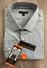 XXL Men  s Banana Republic Blue Non Iron Slim Fit Long Sleeve Button Down Shirt