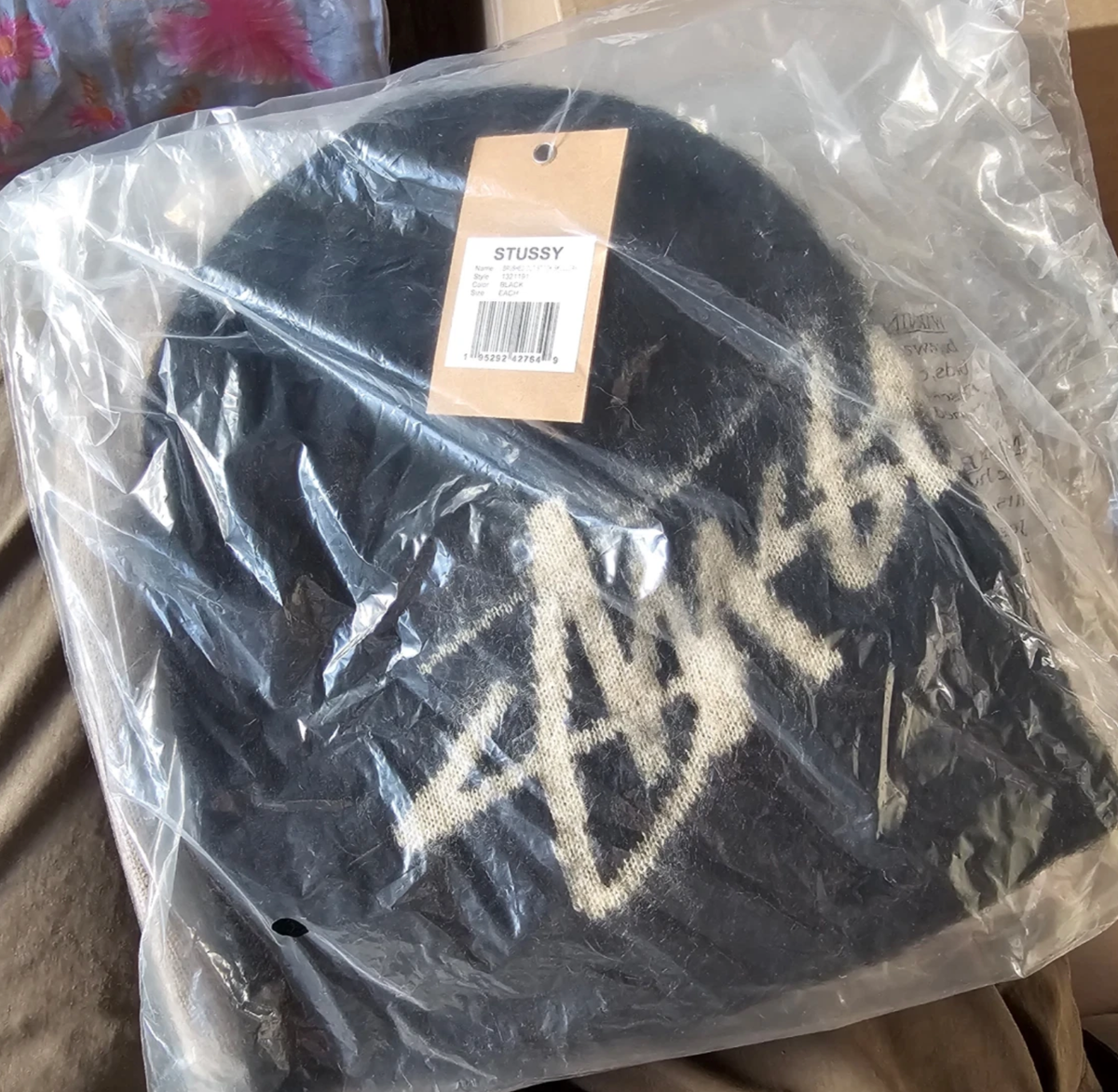 Stussy Brushed Out Stock Skullcap Beanie Black / Arc'teryx Stussy Brushed Out Stock Skullcap Beanie Black / Arc'teryx
