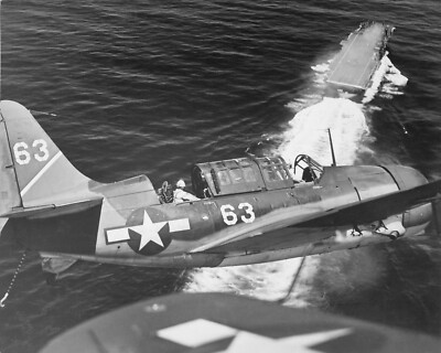 SB2C HELLDIVER Aircraft Photograph USS YORKTOWN CV-10 Aircraft Carrier 8x10 