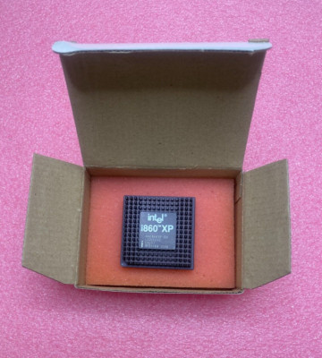 Vintage & New Intel i860 80860 CPU Processor A80860XP-50 Ceramic PGA SX657 w/HS