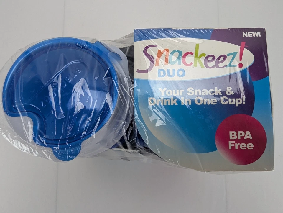 Snackeez! Duo Your Snack & Drink in One Cup Combo Pack Blue As Seen on TV New - Image 2 of 4