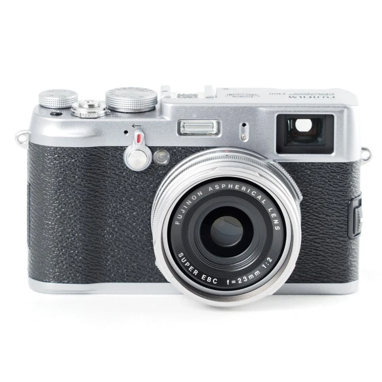Fujifilm X100 FinePix X Series 12.3MP Silver Digital Camera [Exc+++] #13965 - Image 2 of 4