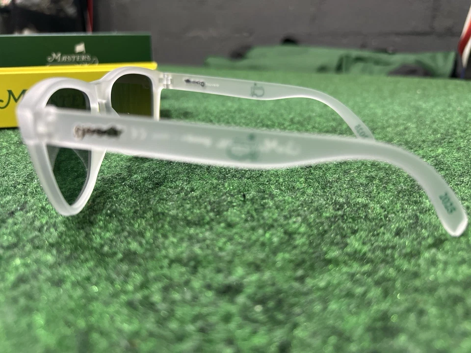 Gafas de sol Masters Goodr 2025 The Souvenir blancas Foto 3 de 3